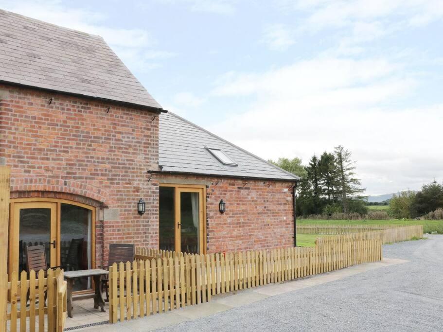 Granary Cottage Shrewsbury Exterior photo